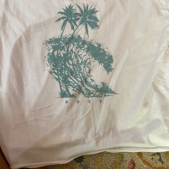 White Roxy Tee - Picture 4 of 4